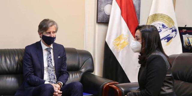 الدكتورة مايا مرسي تستقبل الممثل المقيم الجديد لبرنامج الأمم المتحدة الإنمائي