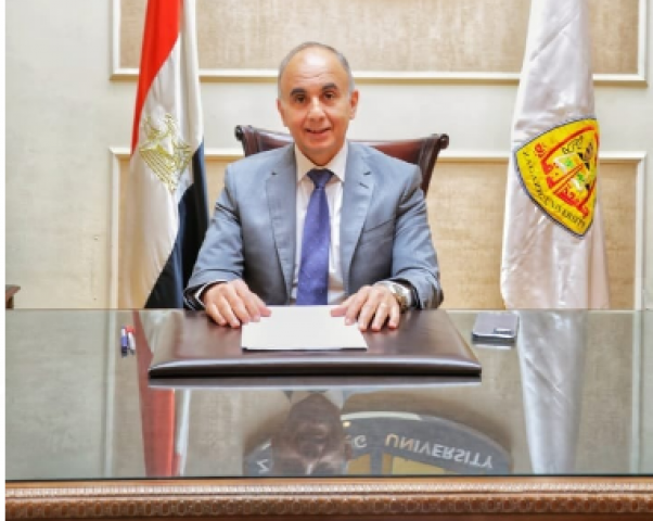 رئيس جامعة الزقازيق.PNG