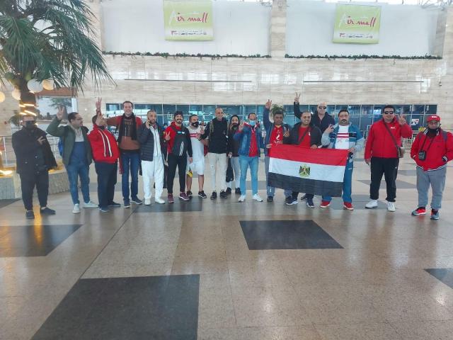 مشجعى المنتخب العائدين من الكاميرون