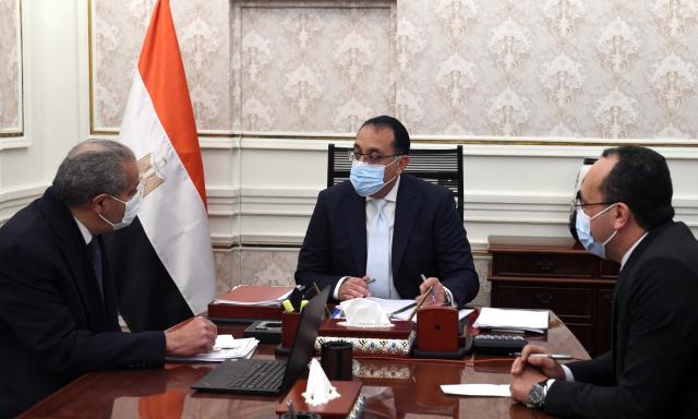 الدكتور مصطفى مدبولي، رئيس مجلس الوزراء و الدكتور علي المصيلحي، وزير التموين والتجارة الداخلية