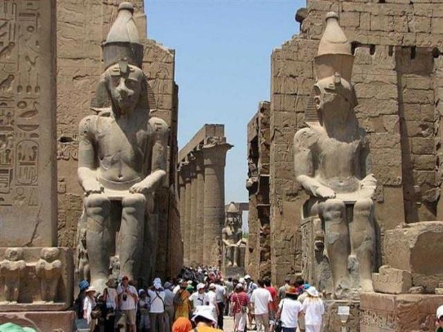 زيارة أثار الأقصر