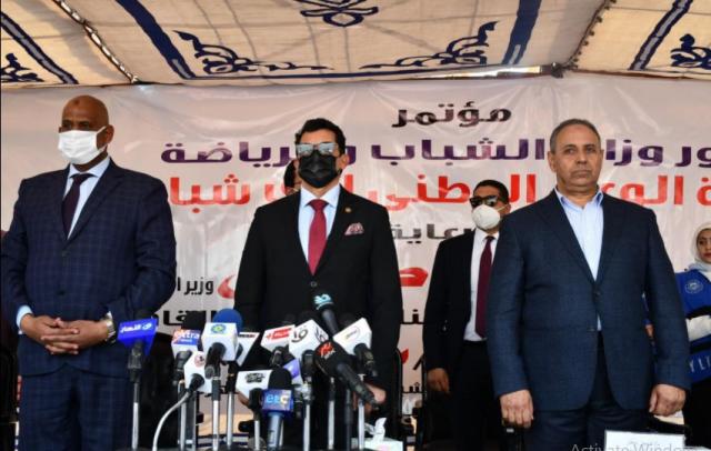 تسليم المقر الجديد للنادي المصري القاهرى بحضور  الدكتور أشرف صبحى وزير الشباب والرياضة، والنائب تيسير مطر