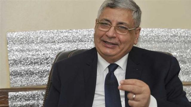 الدكتور عوض تاج الدين 