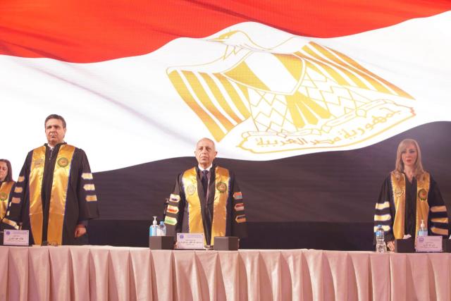 الأكاديمية العربية تحتفل بتخريج دفعات جديدة