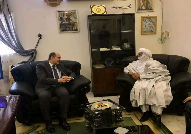 سفير مصر في تشاد يلتقي الأمين التنفيذي لمنظمة تجمع دول الساحل والصحراء