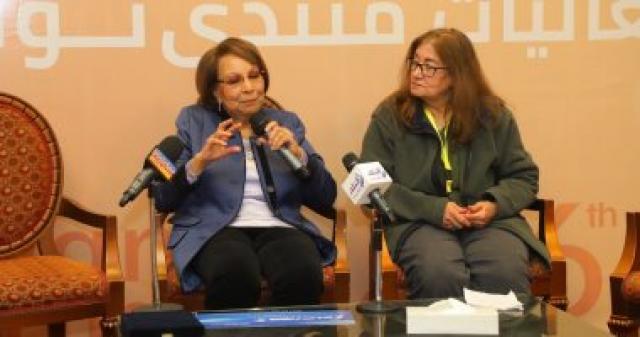 مهرجان اسوان يكرم المخرجة انعام محمد على