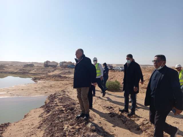 زيارة وزير الري للبحر الأحمر
