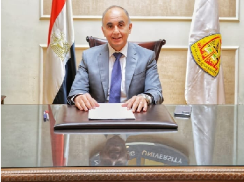 الدكتور عثمان شعلان رئيس جامعة الزقازيق