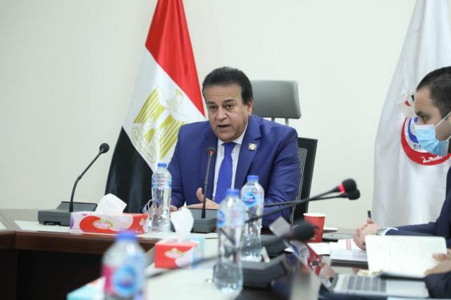  الدكتور خالد عبدالغفار 