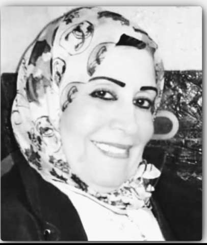 الكاتبة الصحفية أمال ربيع