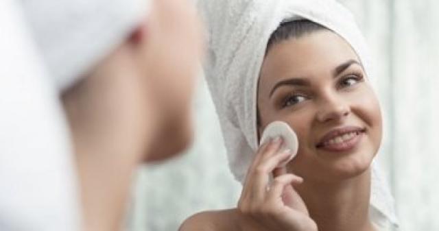  طرق التخلص من المكياج