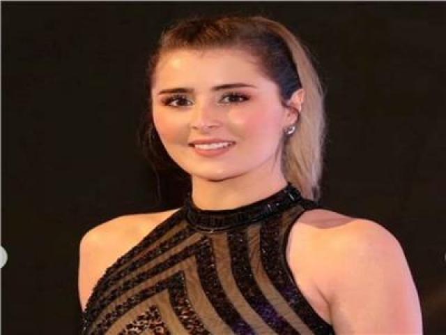   عائشه بن احمد 
