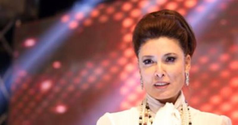 الفنانة أنوشكا