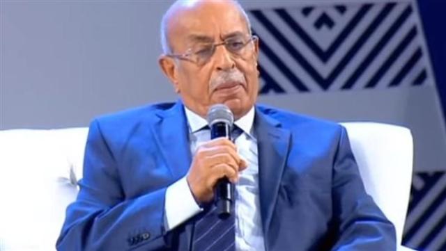  الدكتور مفيد شهاب