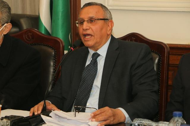 الدكتور عبد السند يمامة