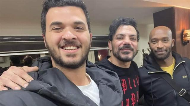 عمرو زكي