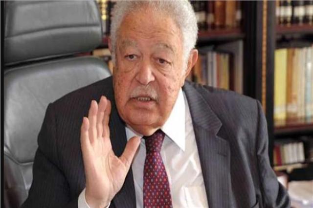 الفقيه القانونى الراحل المستشار رجائى عطية 