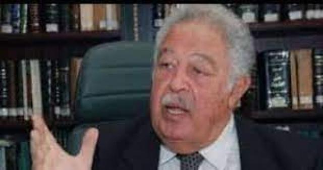   رجائى عطية 