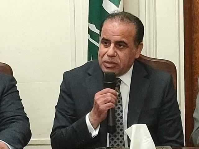 عبد العزيز النحاس