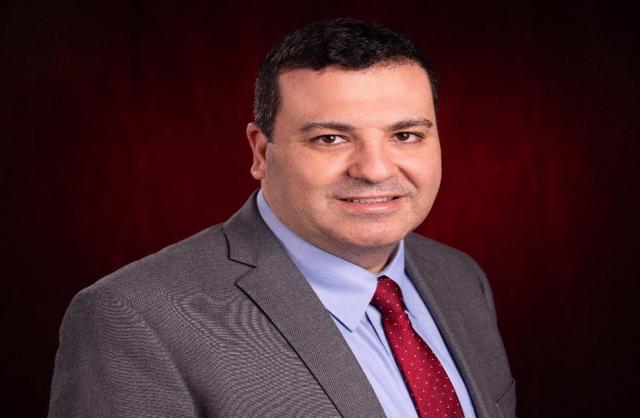 أيمن الباز
