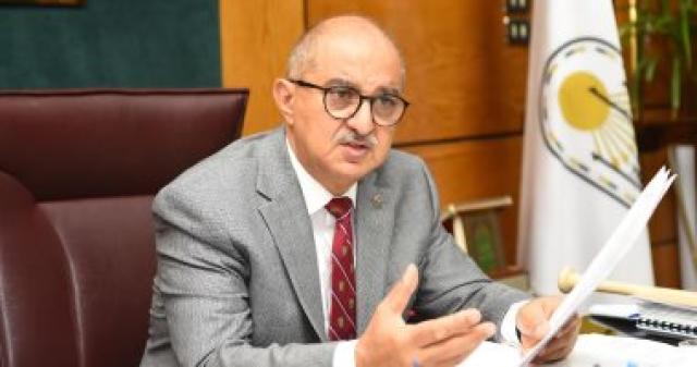 الدكتور طارق الجمال رئيس جامعة أسيوط
