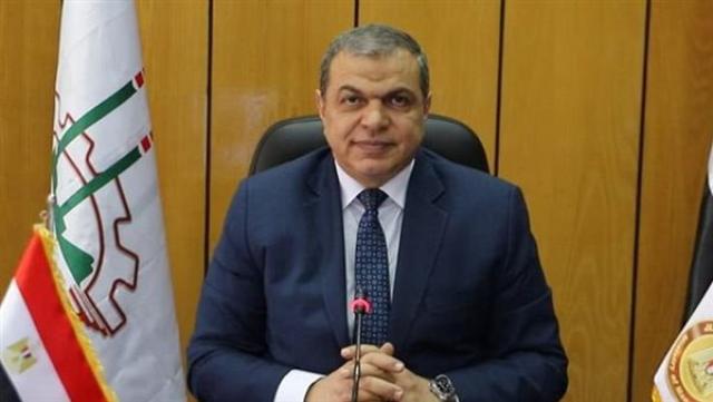 وزير القوى العاملة