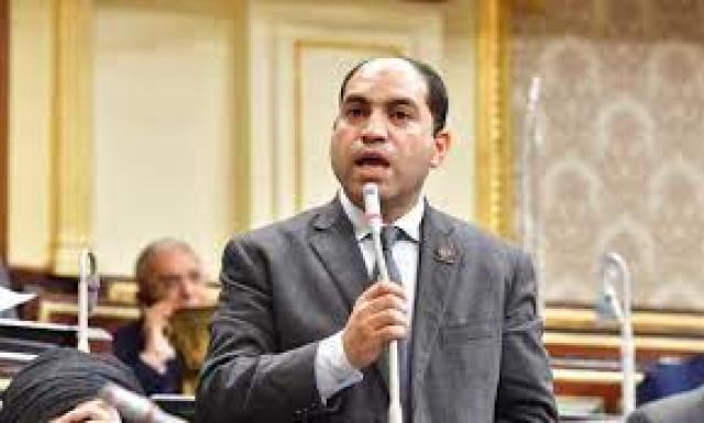  النائب  عمرو  درويش