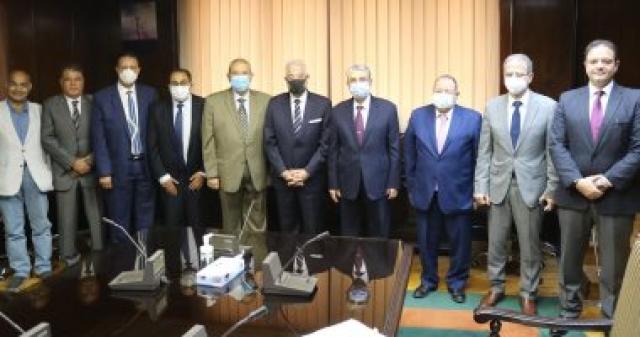 وزير الكهرباء خلال لقاء محافظ جنوب سيناء