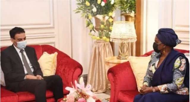 سفير مصر في مالابو يلتقي السيدة الأولى لـ غينيا الاستوائية