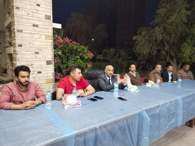 نائب رئيس جامعة الزقازيق لشئون التعليم والطلاب يلتقي بطلاب المدن الجامعية