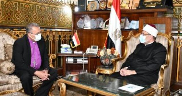 وزير الاوقاف ورئيس الطائفة الإنجيلية