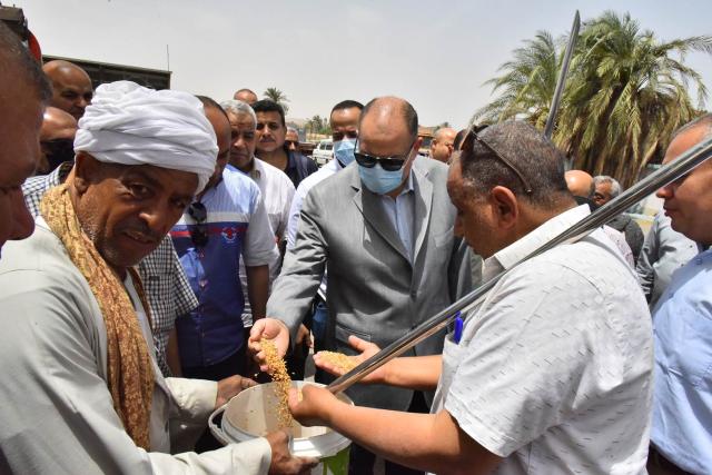 محافظ أسيوط