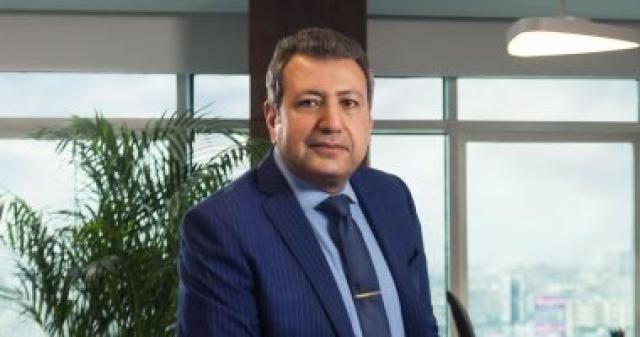 طارق شكري