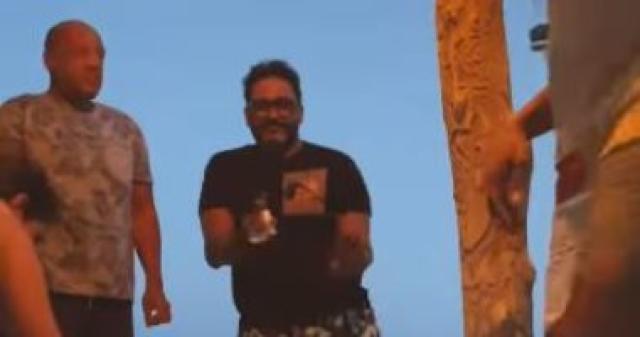   اكرم حسني 