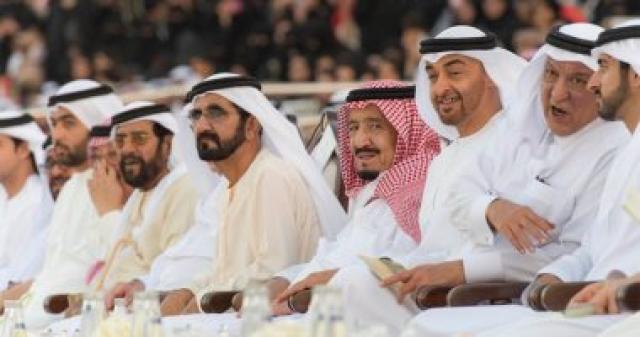 الملك سلمان ومحمد بن زايد ومحمد بن راشد