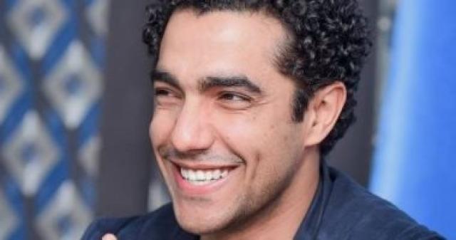 الفنان ميدو عادل