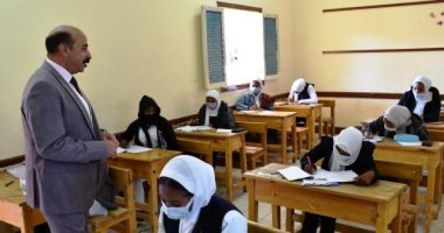 امتحانات الشهادة الإعدادية