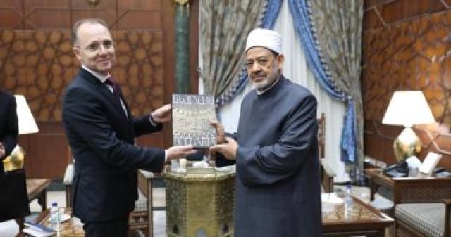 سفير بلغاريا يلتقى شيخ الأزهر