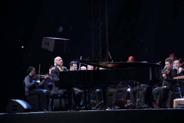 عمر خيرت