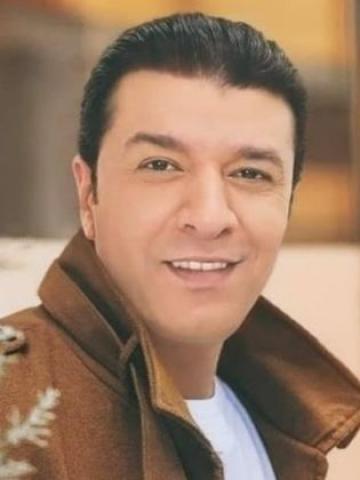 المطرب مصطفي كامل