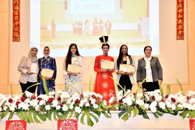الطالبات الفائزات