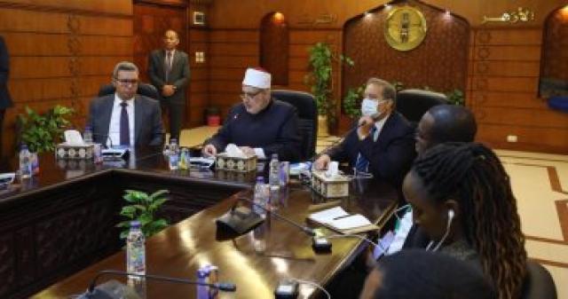 وكيل الأزهر الشريف خلال استقبال وفدًا من كبار الإعلاميين الأفارقة