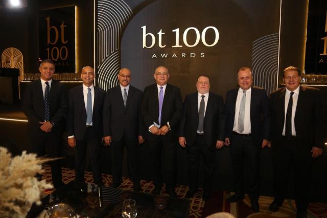 إحتفالية bt 100