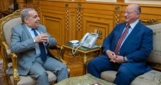 وزير الإنتاج الحربى يلتقى محافظ القاهرة