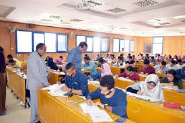 إنطلاق ماراثون امتحانات الفصل الدراسي الثاني بجامعة سوهاج
