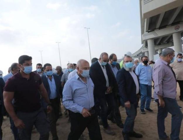 وزير النقل يتفقد مرحلتيّ مشروع القطار الكهربائي ا