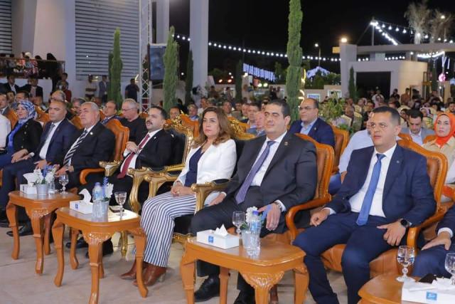 تكريم حفظة القرآن الكريم بحضور زعيم الأغلبية ومحافظ دمياط 
