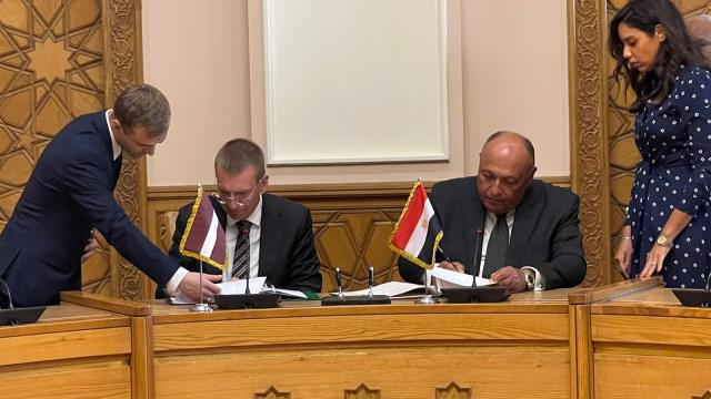 وزيرا خارجية مصر ولاتفيا فى القاهرة