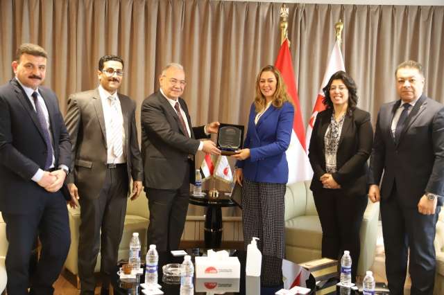 رئيس حزب المصريين الأحرار في الأكاديمية الوطنية للتدريب