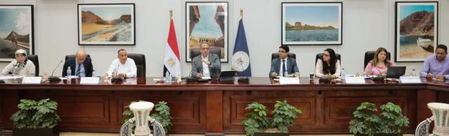 إجتماع وزير السياحة والآثار